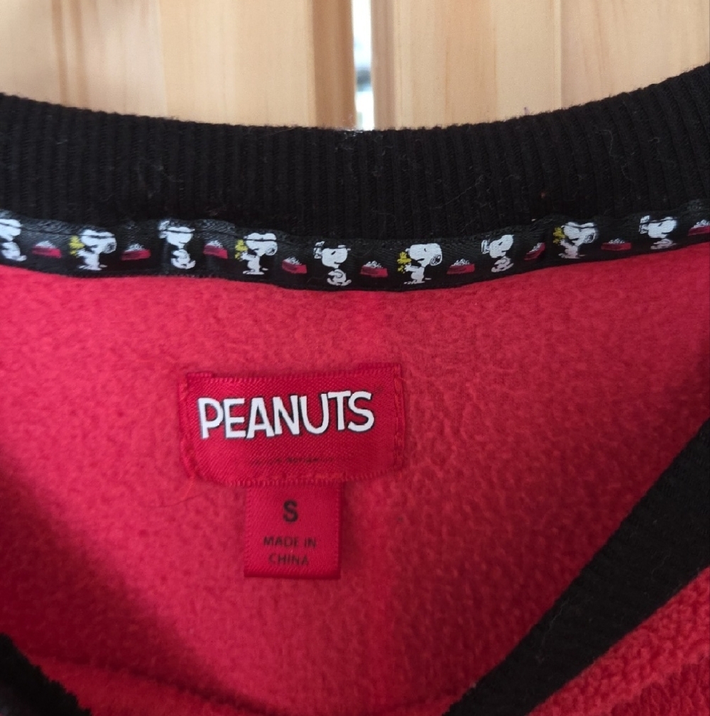 Peanuts Snoopy Graphic Fleece Pullover Sweatshirt - Picture 2 of 6